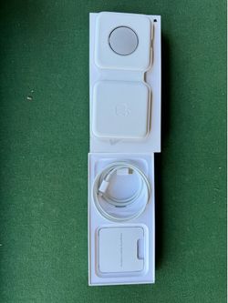 Apple Duo Charger