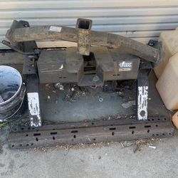 5th Wheel Hitch