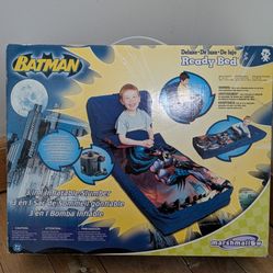 Marshmallow Batman deluxe ready bed  ( 3 in 1 inflatable Slumber )new