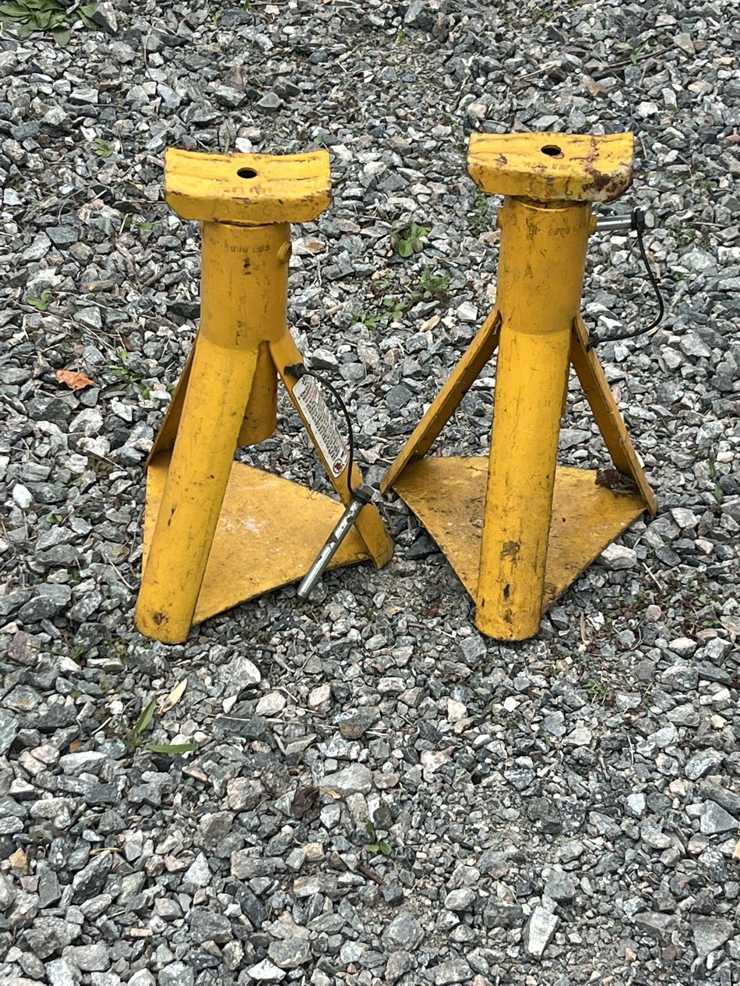 Car Jack Stands