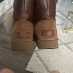 Ugg