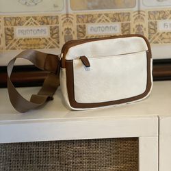 Belt Bag - Adjustable Strap, Spacious, 3 Zippers