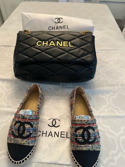 Médium Chanel handbag black and matching sleep on espadrilles multicolor  size 9-10