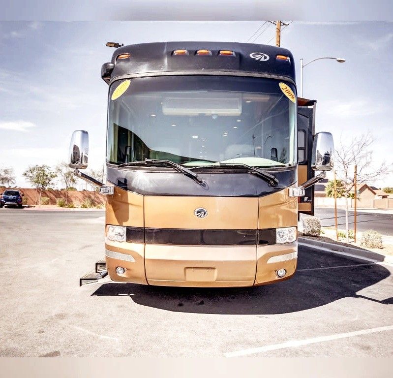 2009 Monaco Executive Sierra IV