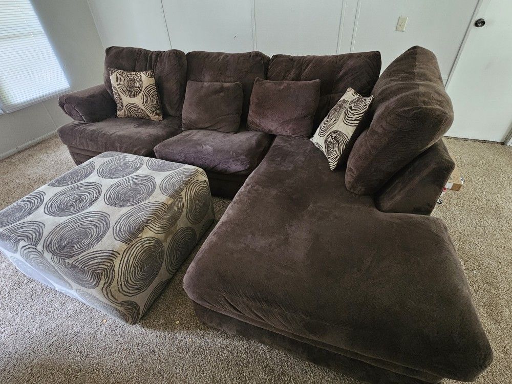 Couch With Chaise And Ottoman 