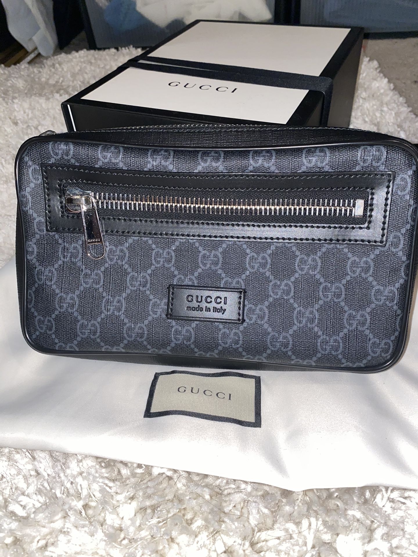 GG Black Belt Bag - Gucci