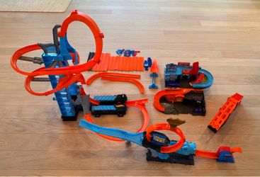 Hot Wheels Track Set