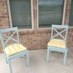 PATIO CHAIRS WITH CUSHIONS 