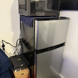 mini fridge W/ freezer and microwave 