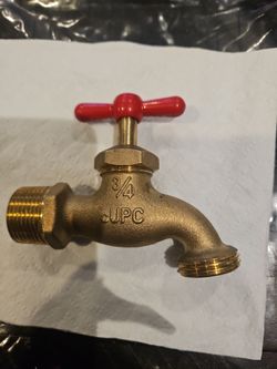 Brass inlet 1/2-in MIP x outlet 3/4-in MHT Heavy Duty Hose Bibb