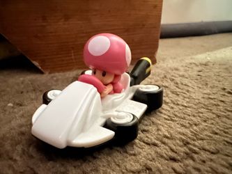 McDonald’s Mario Kart 8 Deluxe 2022 Toadette Happy Meal Toy