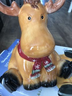 Reindeer cookie jar