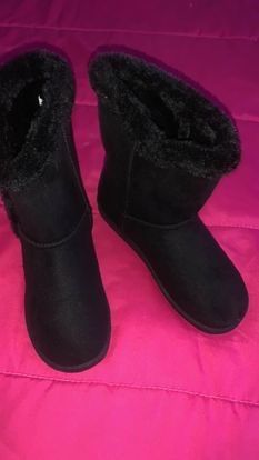 size 3 uggs