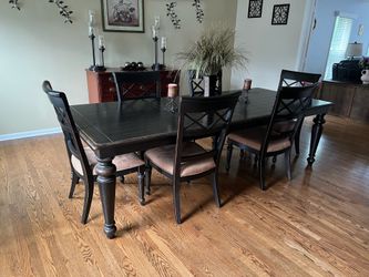 Dining room set