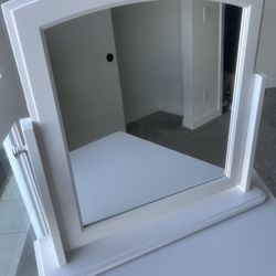 Vanity Mirror