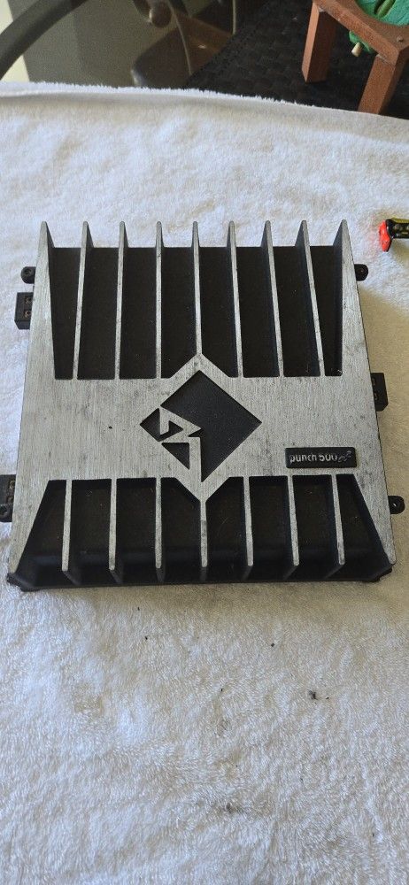 Rockford Fosgate Amp
