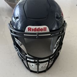 Riddell SpeedFlex Youth Football Helmet Size Medium