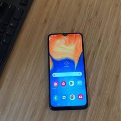 Samsung Galaxy A20 ( Unlocked) 32gb Gray Color