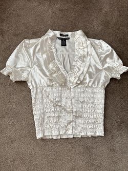 Medium Antilia Femme Ivory Ruffle-Trim Smocked Button Front Blouse