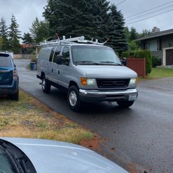 2006 Ford E-350