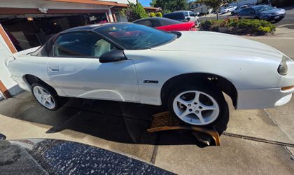 1998 Chevrolet Camaro