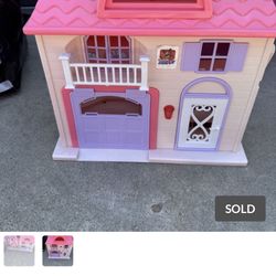 R & S LIMITED Boley: Doll House - Pink & Purple 