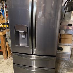 LG Refrigerator For Sale