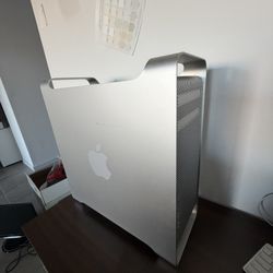 Mac Pro 12-Core Workstation – 32GB RAM, 9TB Storage, macOS Sequoia