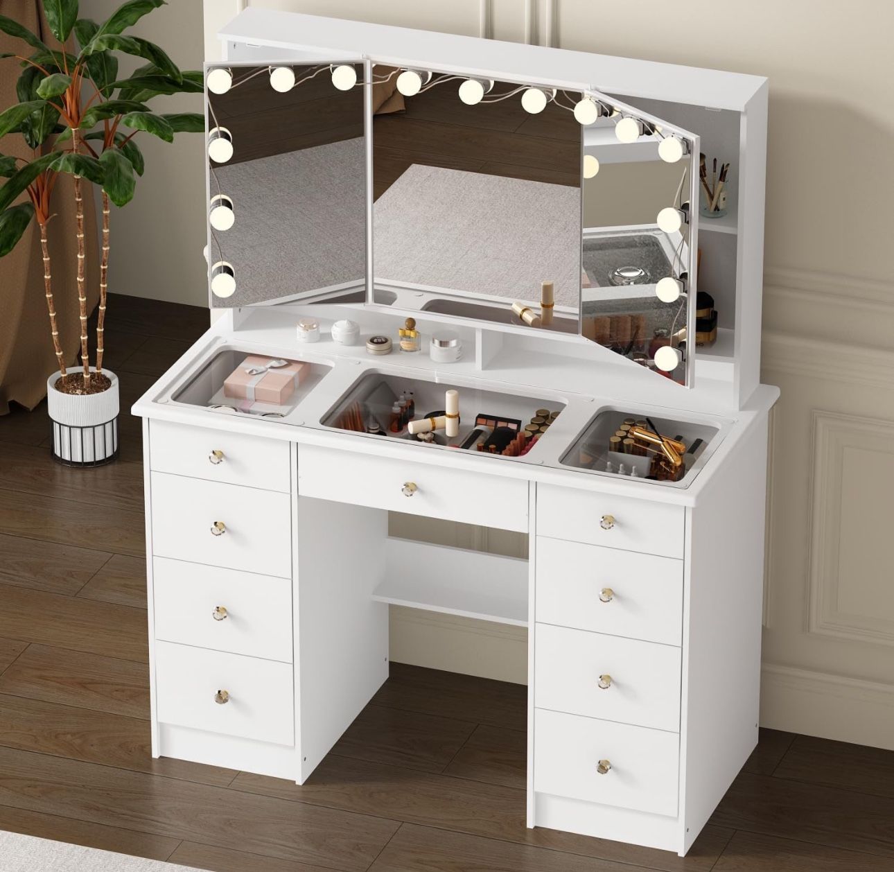 Large Vanity Desk with Trifold Mirrors & Hollywood Bulbs