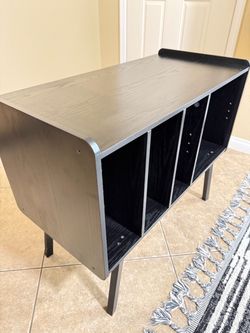 Record Player / Entertainment Table