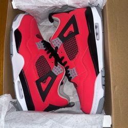 Retro Jordan 4