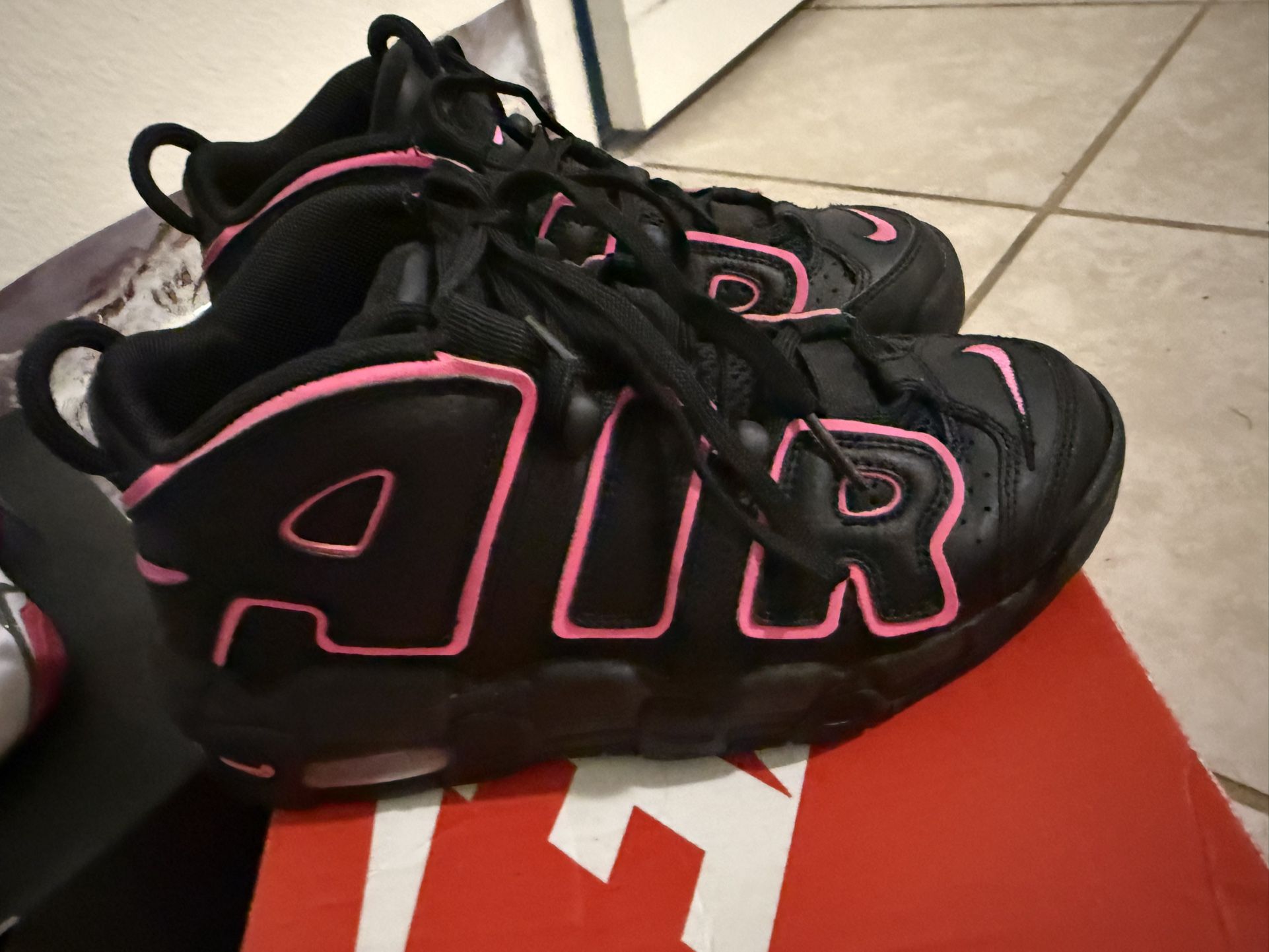 Nike Air Size 4