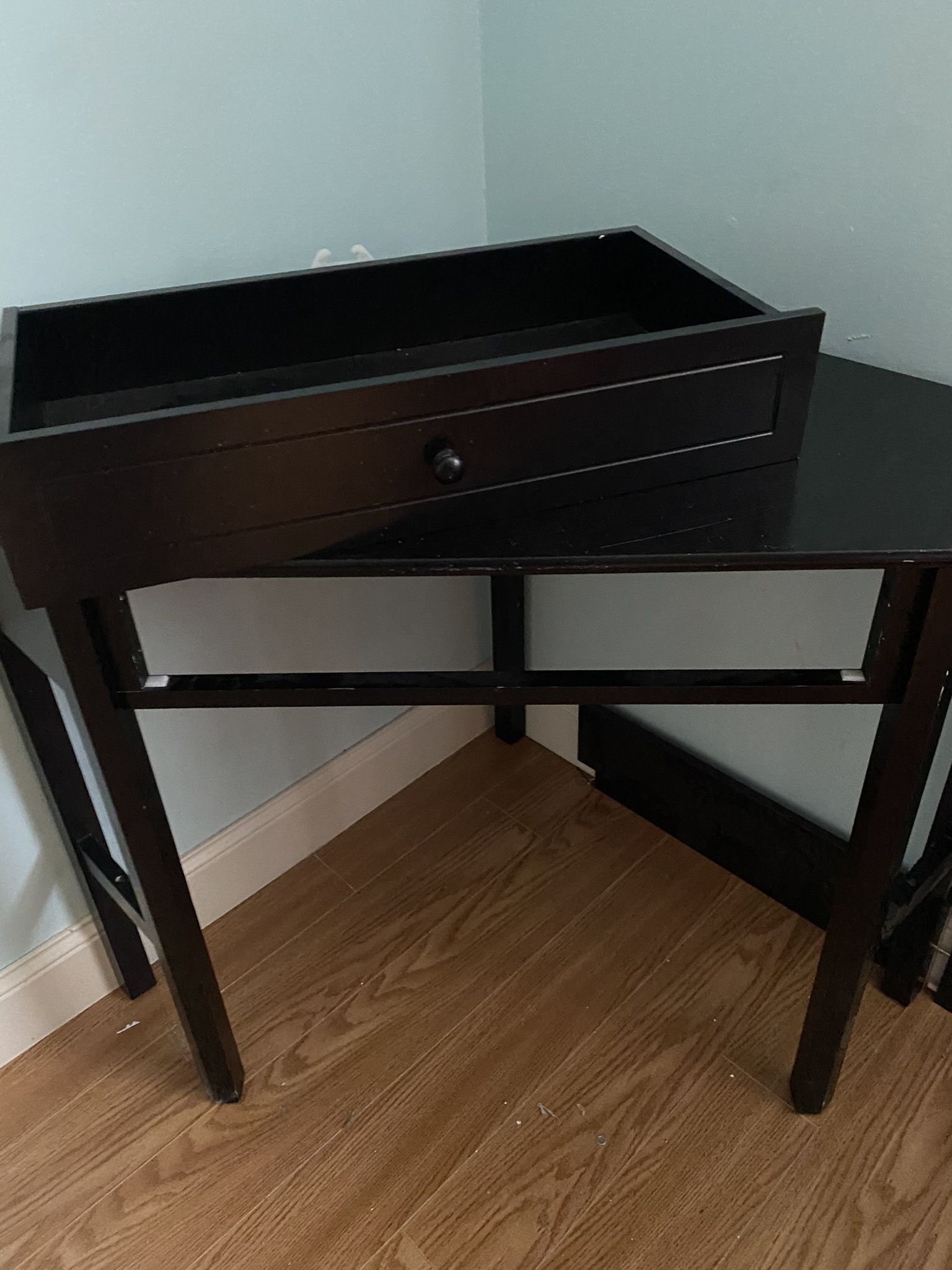 Corner Desk With Drawer Like New 