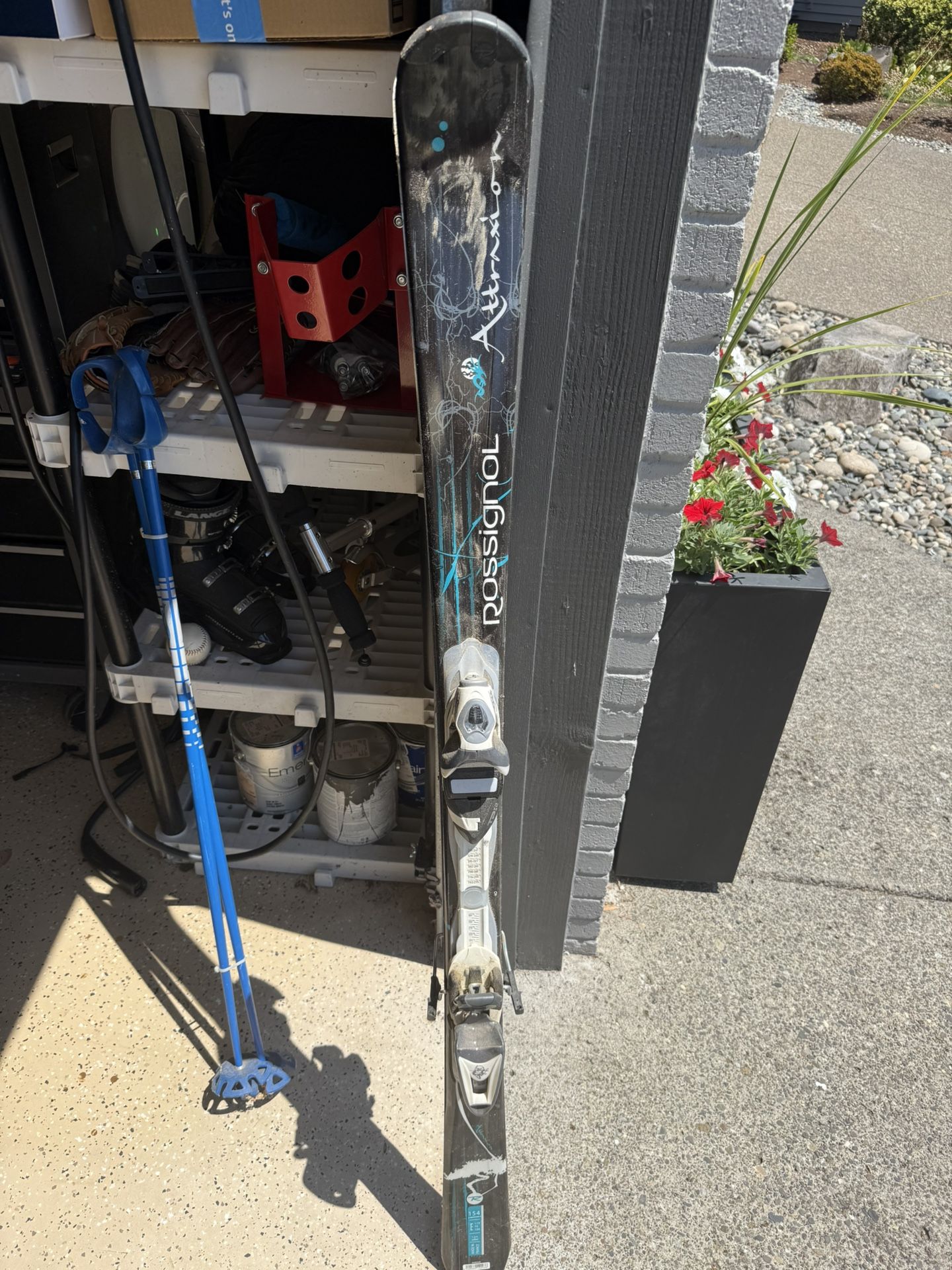 Rossingnol Skis And Salomon Poles