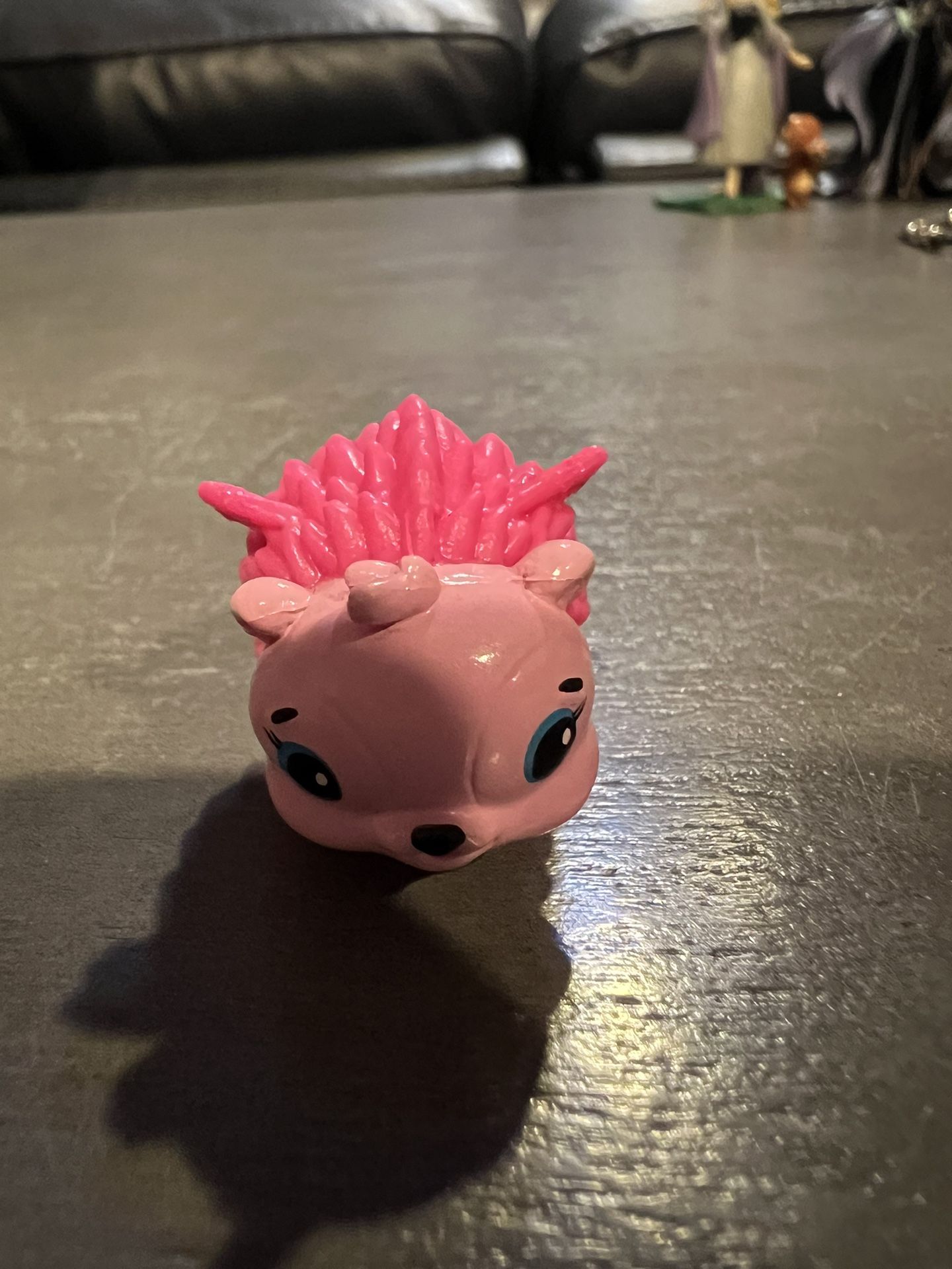Hatchimals CollEggibles Spin Master Pink Hedgehog W/ Pink Wings Figure