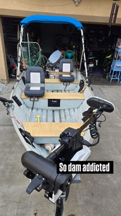 Like new gps trolly motor in box