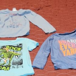 Size 5T boys small bag