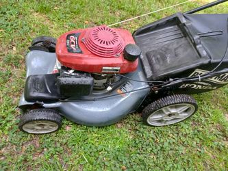 Lawn Mower Blackmax Power By Honda Very Good Conditions Front Wheel Drive Self Propelled Run Like