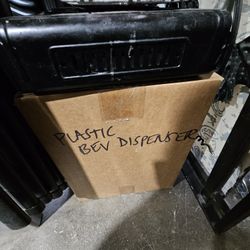 Plastic Spouted Beverage Dispenser