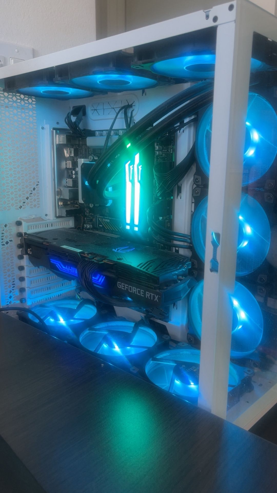 Gaming PC: RTX 3080ti Intel i9-12900k