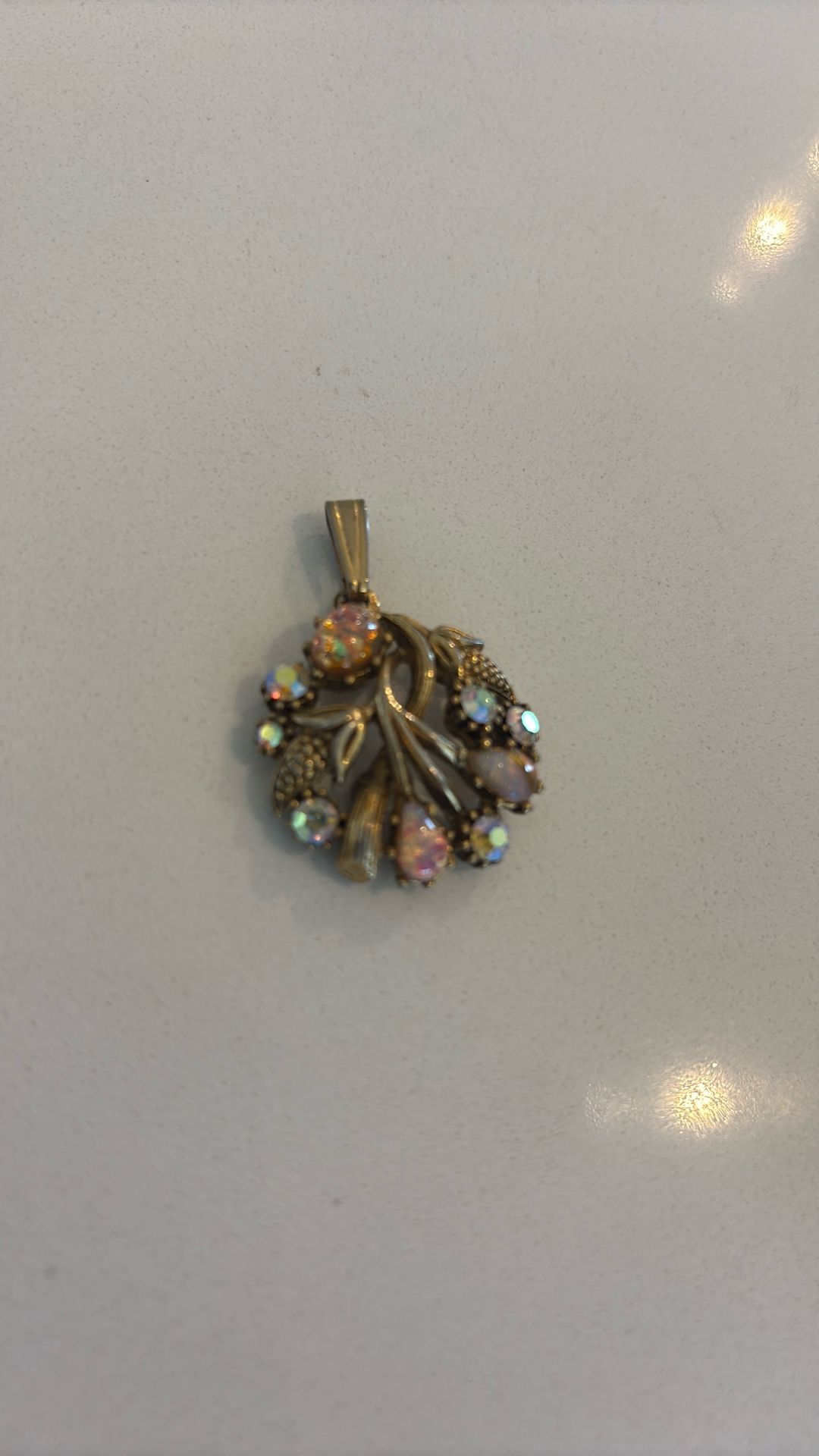 VINTAGE PENDANT