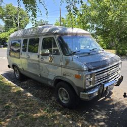 1987 Chevrolet 3/4 Ton Chassis-Cabs