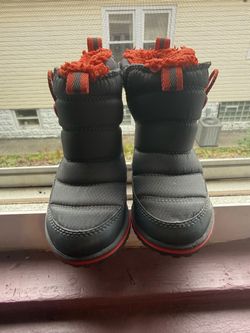 L.L Bean Boys Gray and Orange Snow Boots