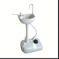 8 Gallon HDPE Portable Outdoor Wash Basin 