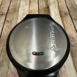 Holstein Omelet Maker Like New 