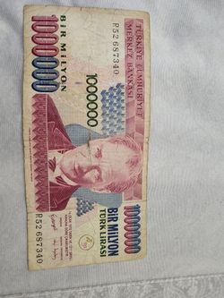 Foreign Collectible Bills
