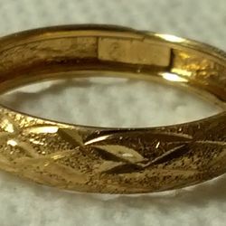 10 Kt Yellow Gold Wedding Band Half Round Comfort Fit Design 4mm  Width Ring Size 6.5