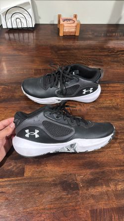 Under Armour Basketball Shoes