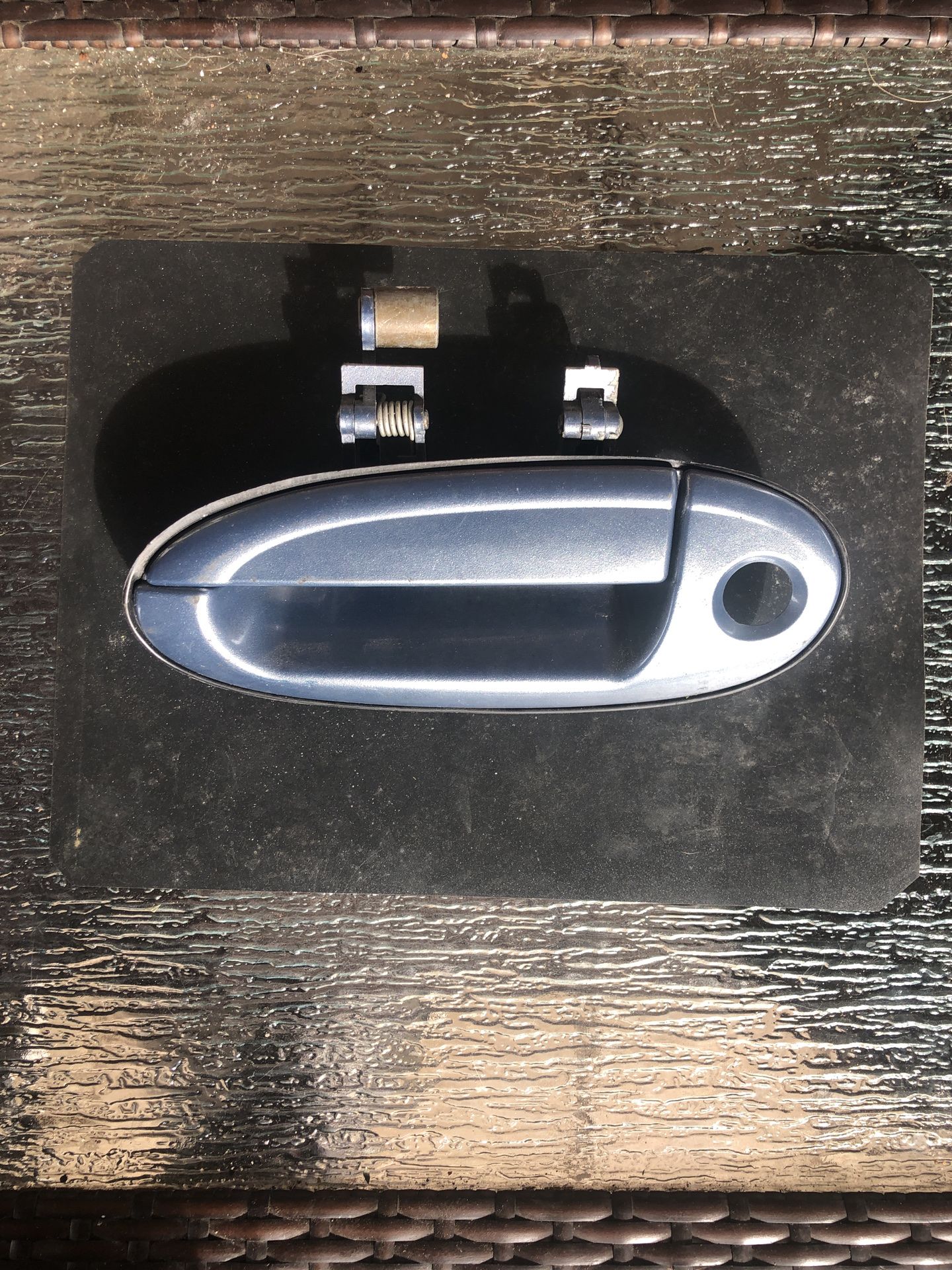 2000-2005 mercury sable/ ford tours left door handle