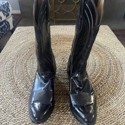 10.5 LUCCHESE Classic Black Cherry Goat Skin Boots 